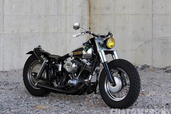 ハーレー ショベルヘッド FLH 1979のボバーカスタム・ディッキーズ