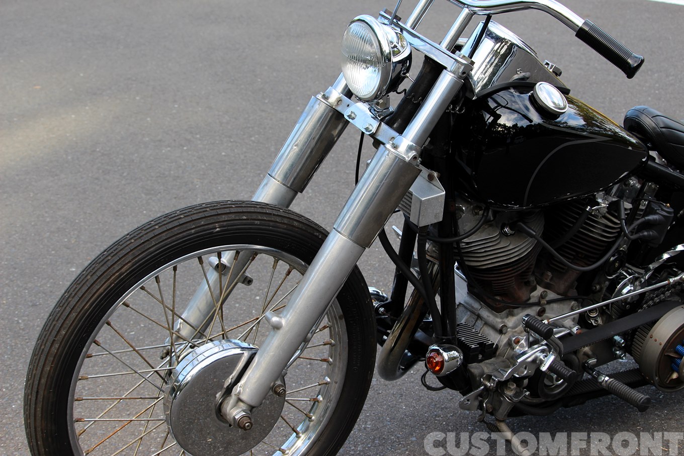 ハーレー ボバーショベル FLH 1977のチョッパーカスタム・モトリ