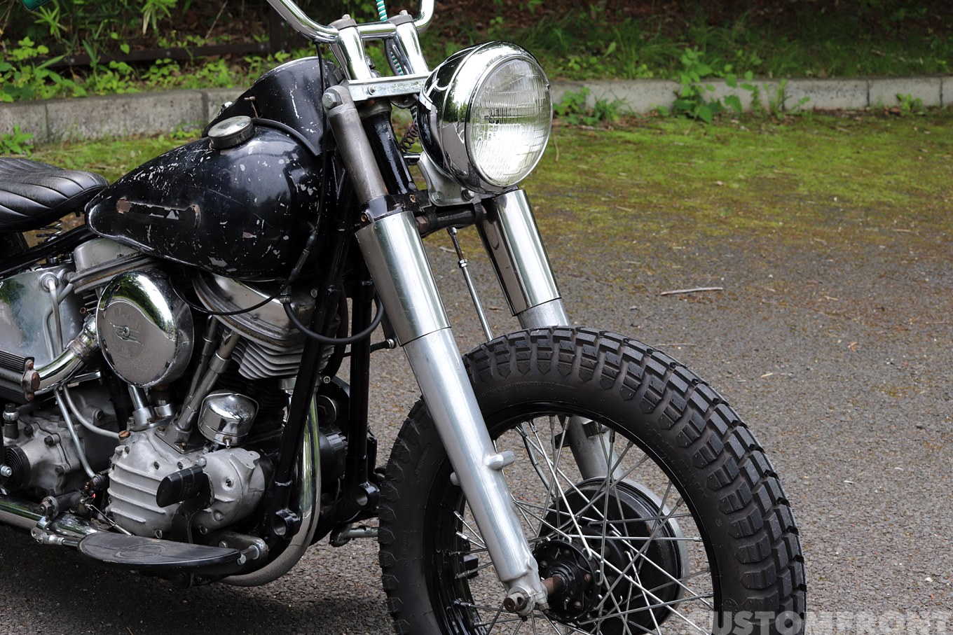 ハーレー パンヘッドボバー FLH 1956のチョッパーカスタム・モトリ