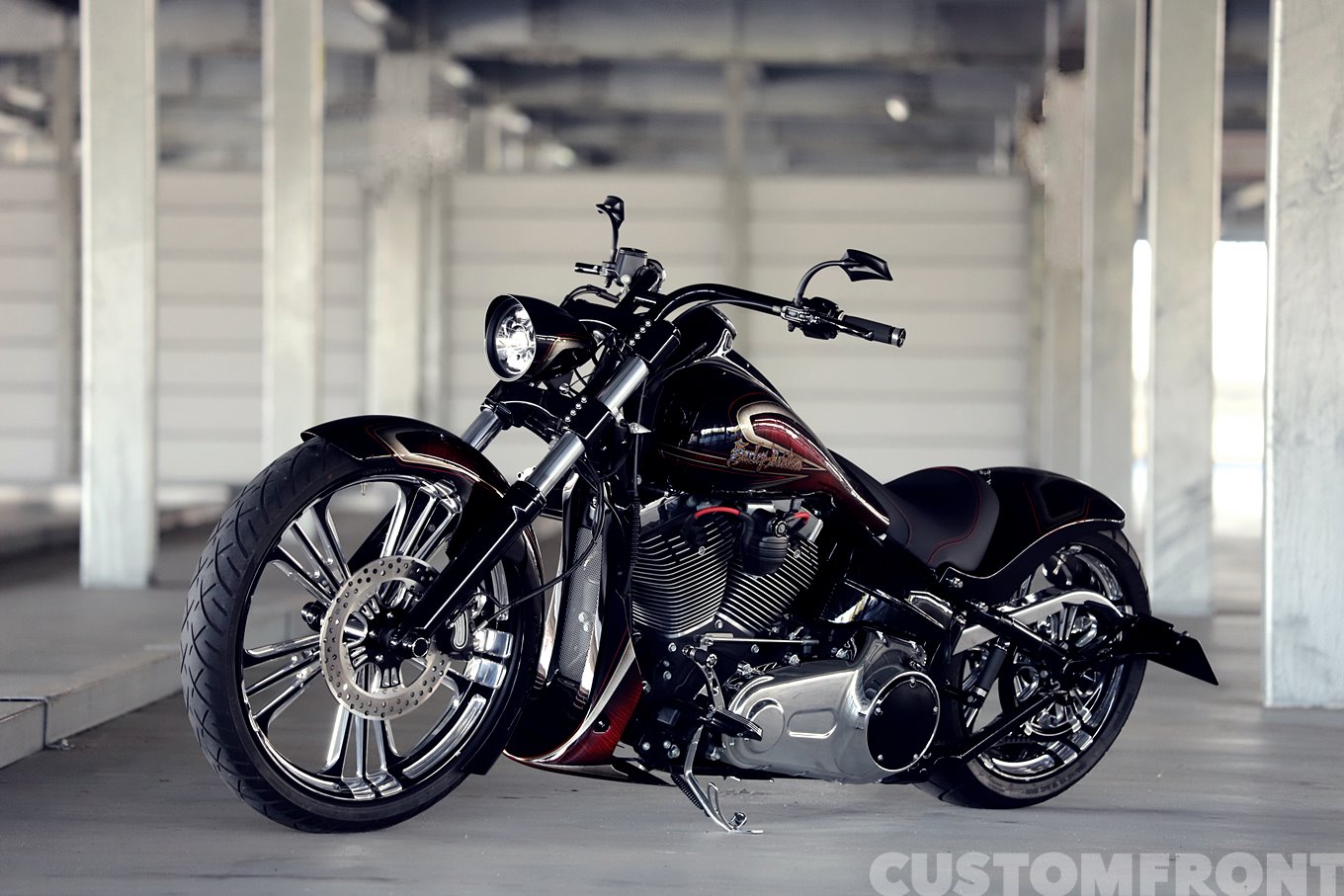 ハーレーダビッドソン FXSBブレイクアウト 2014のカスタム・カスタム