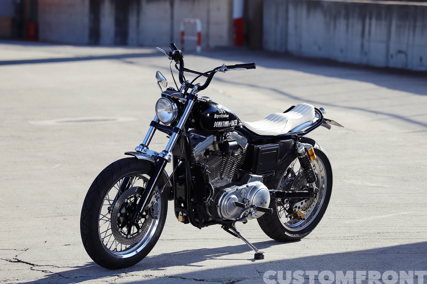 ハーレーのスポーツスター ストリート峠仕様のXLH883 1991年・プラン