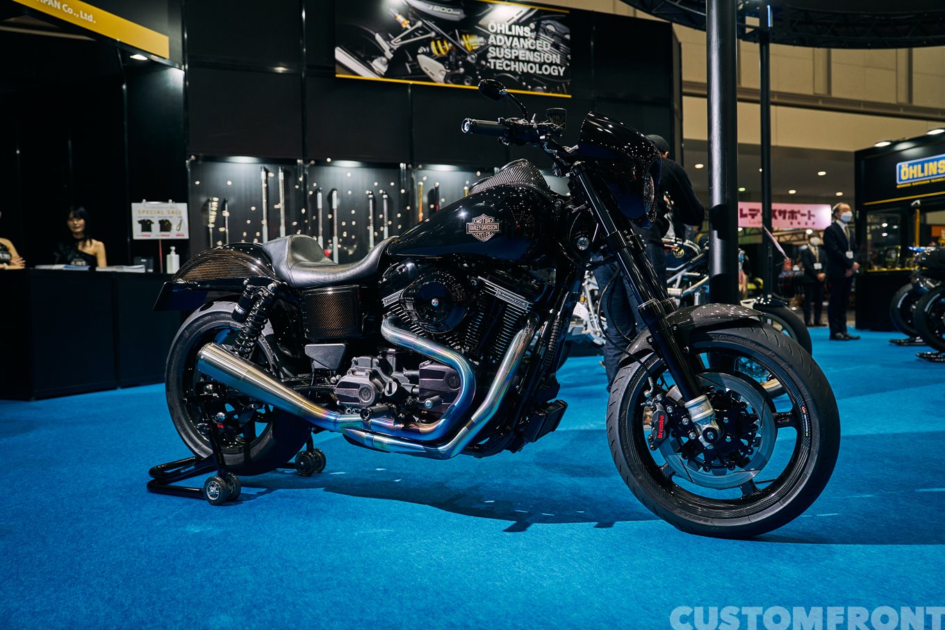 サニーサイドガレージのダイナローライダーS(FXDLS)の軽量レーシング