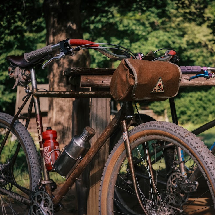 ULTRA ROMANCE「ウルトラロマンス」が入荷しております 2022年9月