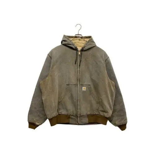 岸優太が着用している「Carhartt WIP」のアイテム紹介