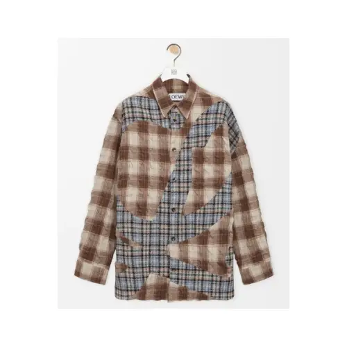 山田涼介が着用している「LOEWE」のアイテム紹介