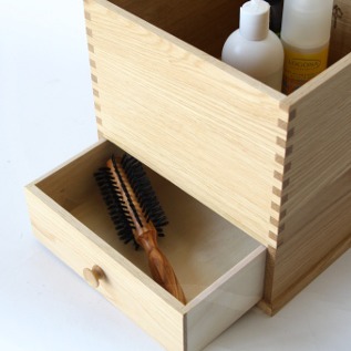 ならの化粧ボックス／倉敷意匠計画室（くらしきいしょうけいかくしつ