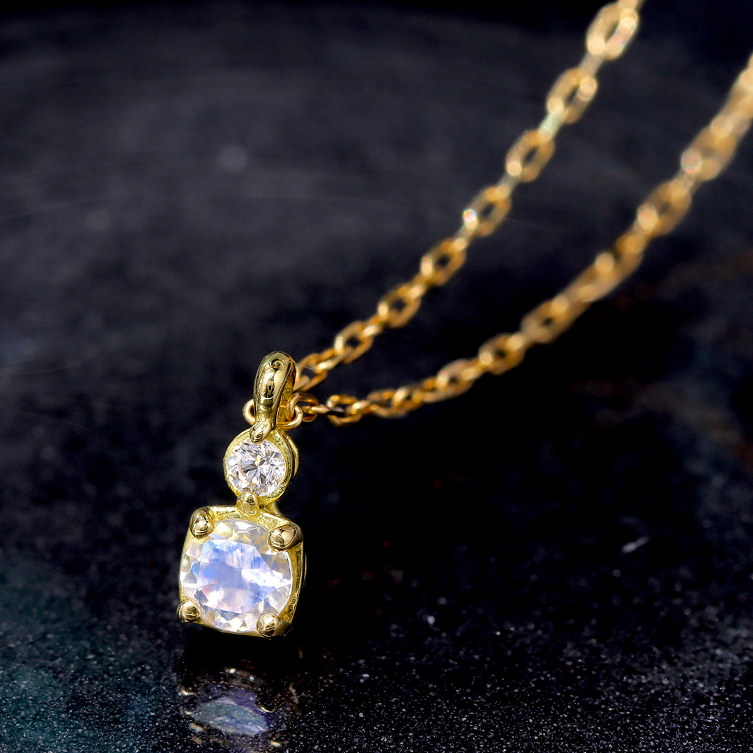 ビズー公式】ロイヤルブルームーンストーン×ダイヤモンド K18(18金