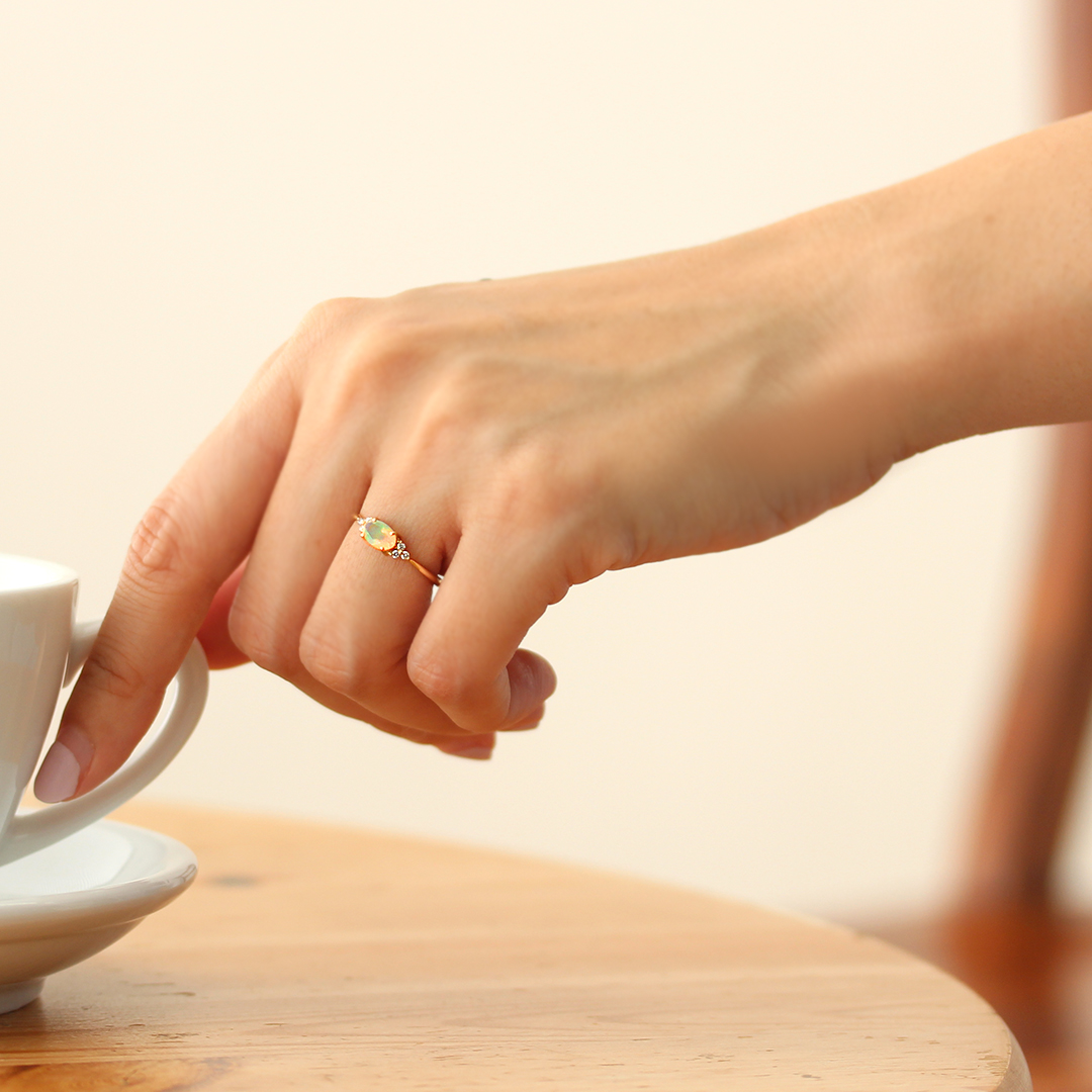 ビズー公式】オパール ダイヤモンド K18(18金) リング フラヴィ | 希少