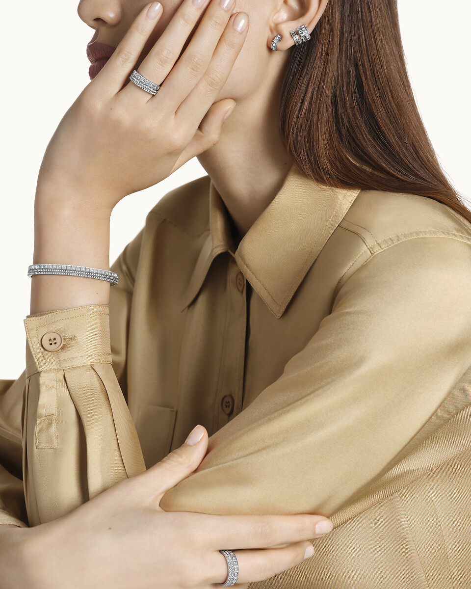 キャトル ラディアント シングル クリップイヤリング | ブシュロン