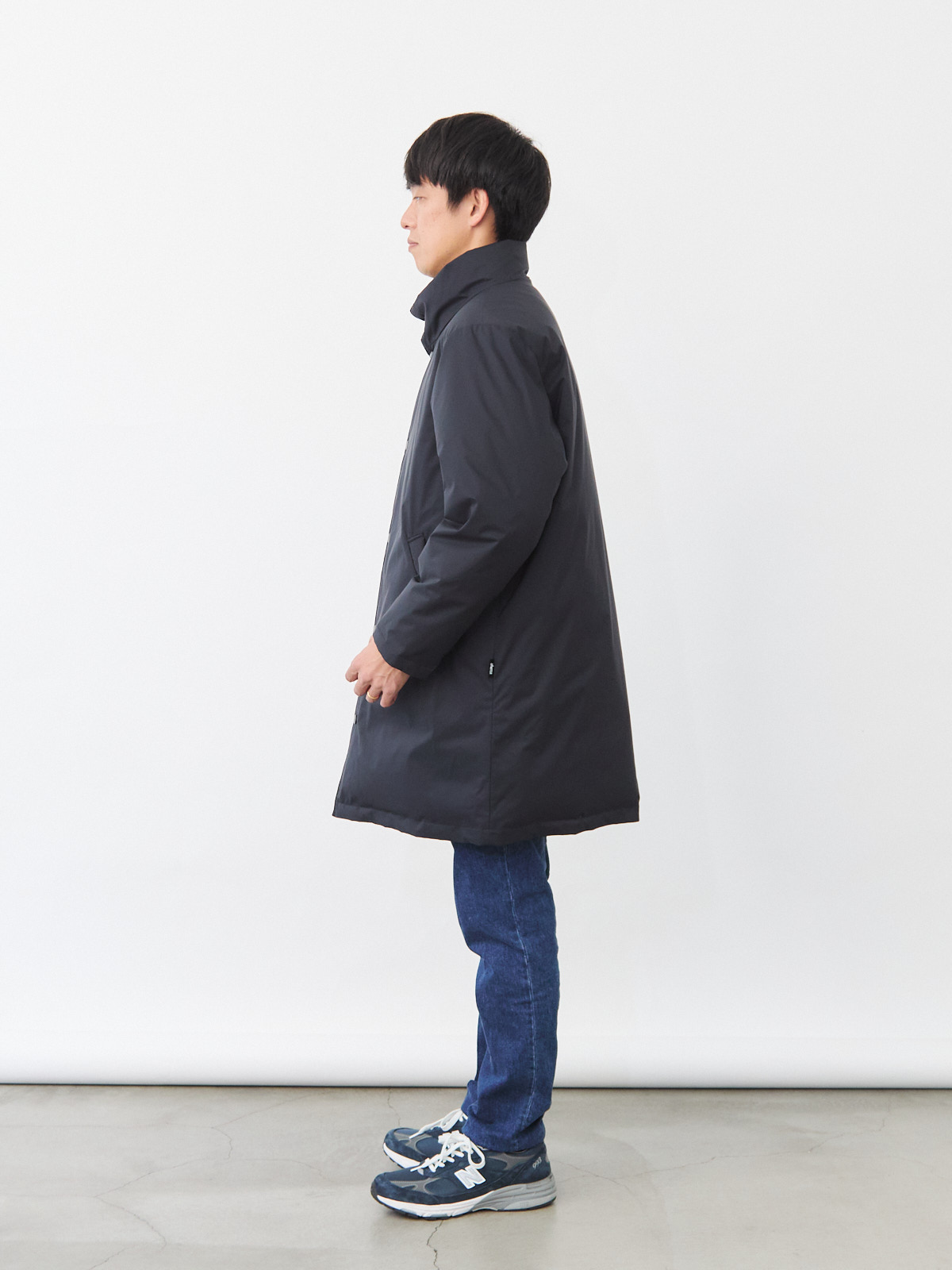 リバーシブル超軽量ロングダウン/ブラック×カーキ | Factelier