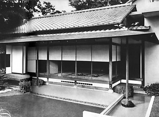 堀口捨己 モダニズムから「日本的なもの」への転回 | 磯崎新＋日埜直彦