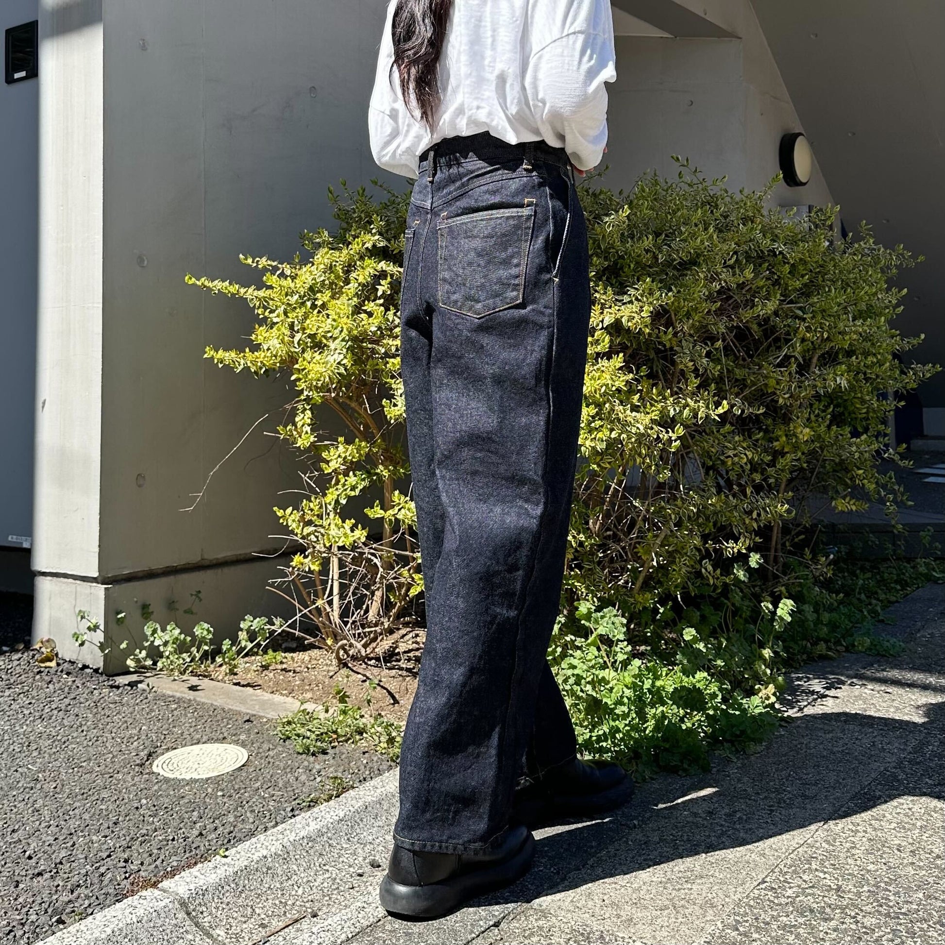 ワイドタックデニムパンツ 72983 DEEPBLUE – DEEP BLUE