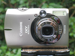 新製品レビュー】キヤノン IXY DIGITAL 2000 IS
