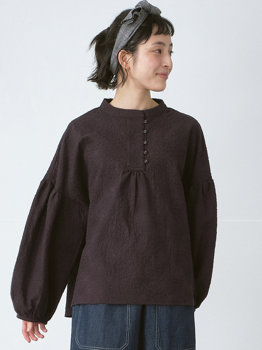 バンドカラープルオーバーブラウス コットン全面花柄刺繍 | シャツBL