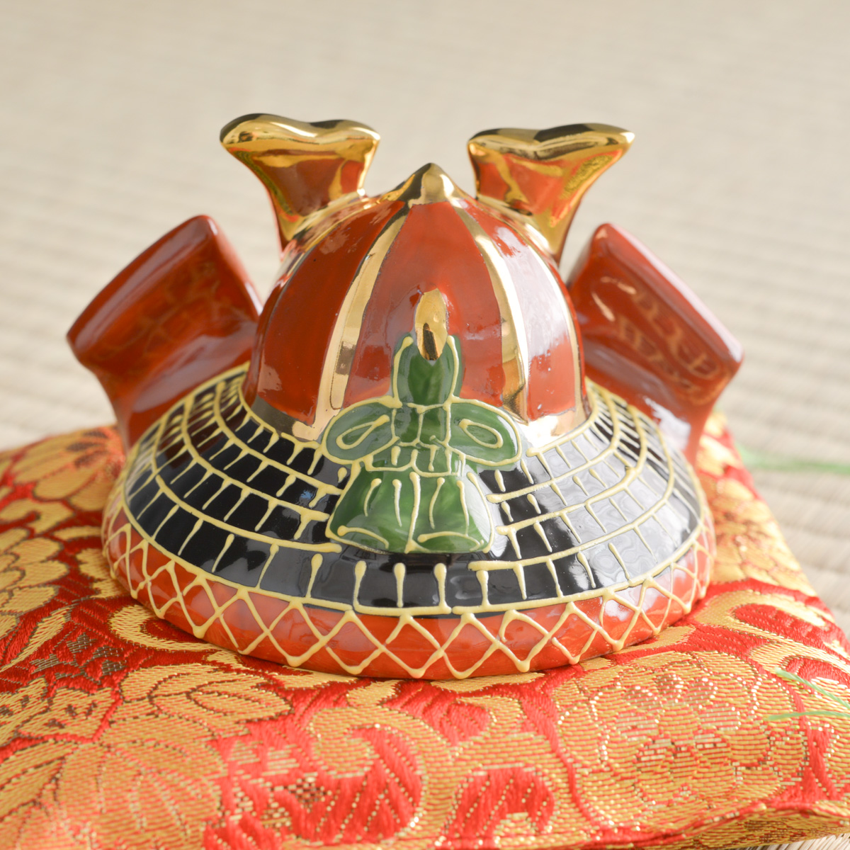 名入れ木札無料】 【送料無料】 兜 盛 3号 布団・木札付 / 五月人形