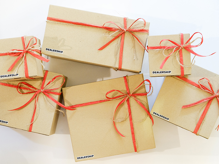 ギフト | DEALERSHIP