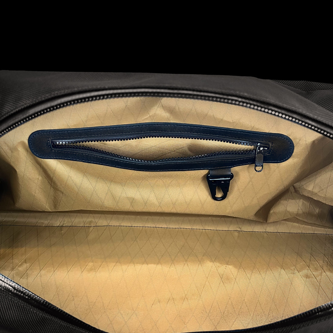 R&R Weekender Duffel Bag| Ballistic Nylon | Coyote Brown X-Pac™ – DEFY