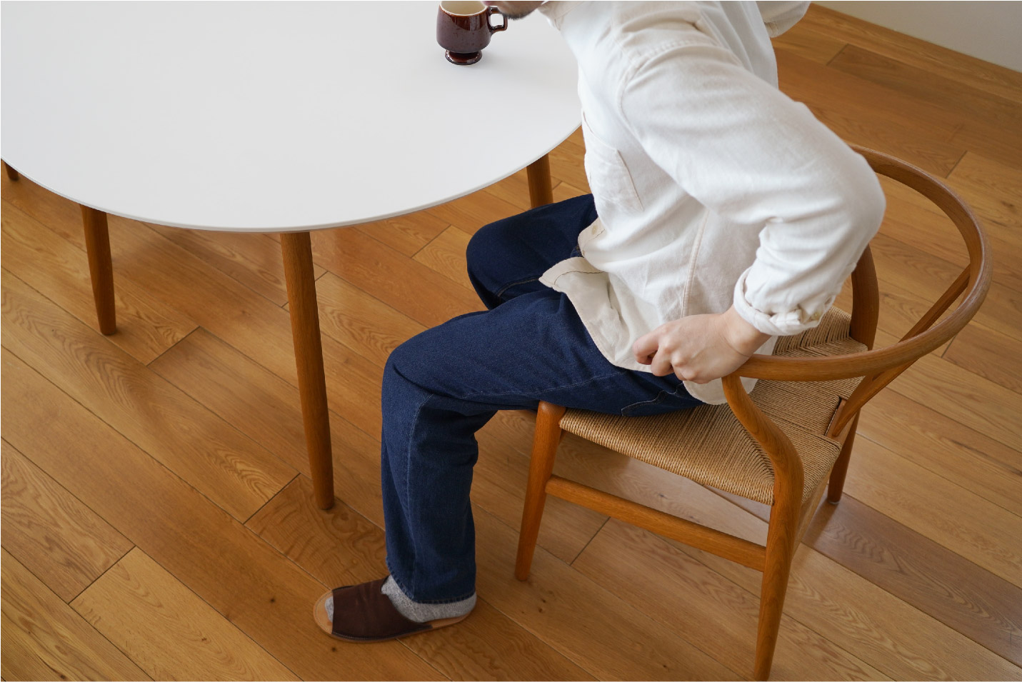 BA103 プレルディア ラウンドテーブル 110（天板：ホワイトラミネート