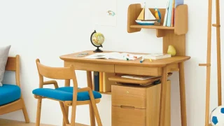 飛騨産業（キツツキ）の机 | 学習机評論家のオススメ