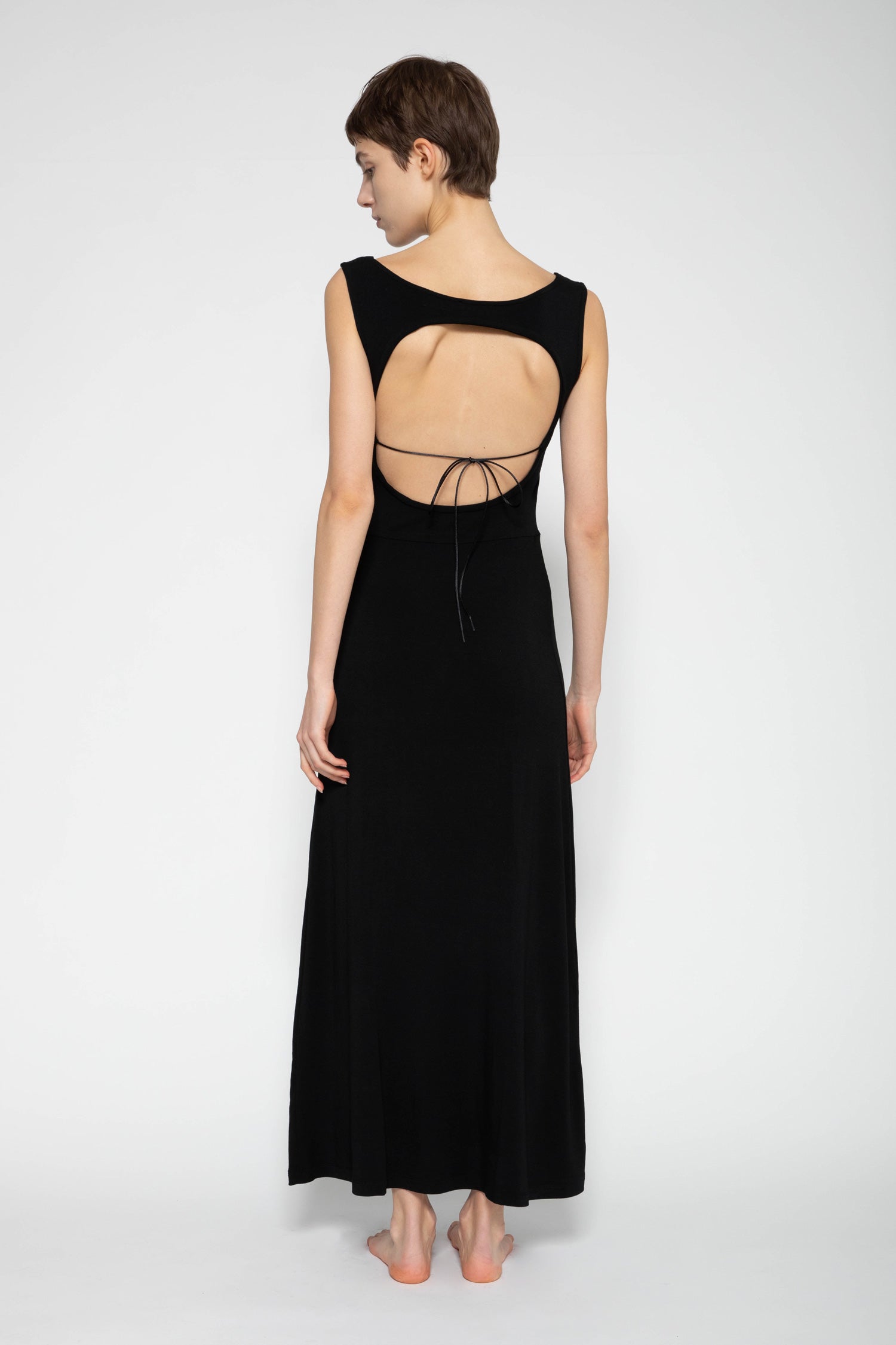 Collagen Sleeveless Open Back Dress – determ;