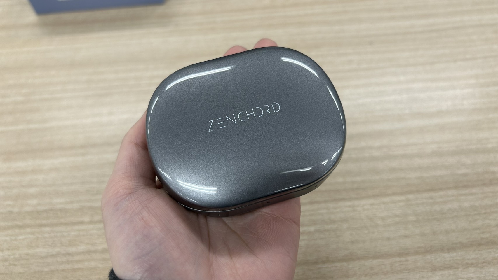 ケースがそのまま録音機に！Nottaを毎月300分無料で使えるAI搭載