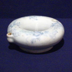 商品詳細 李朝 染付葡萄文水滴 | 李朝古民具・和食器販売 土木土木