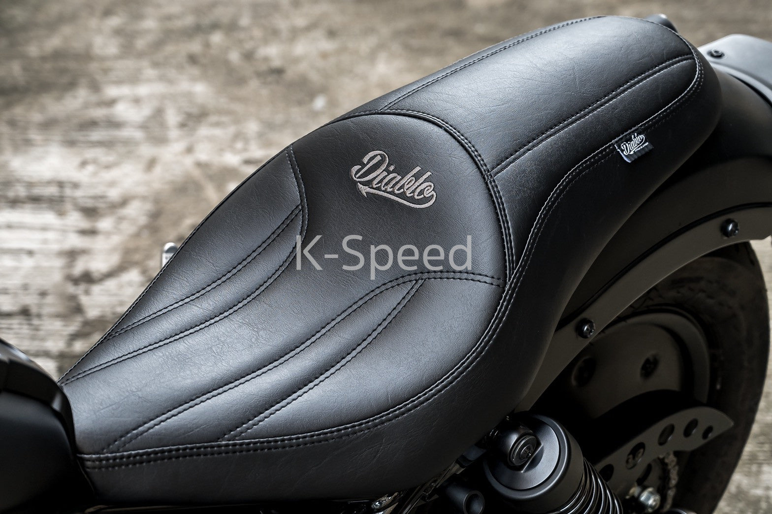 シート Rebel タグ 