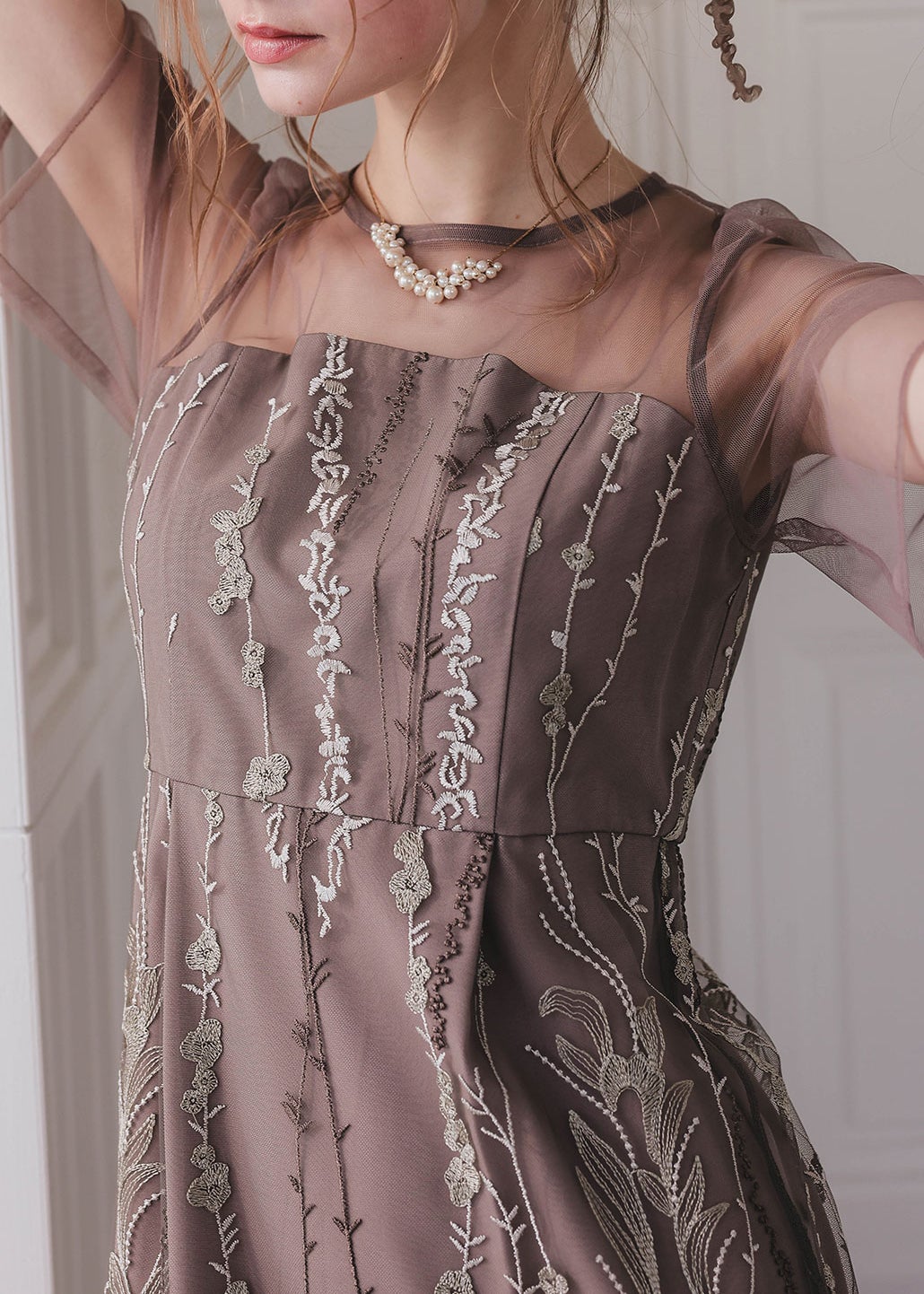 マルチケープIラインドレスのドレス|Dorry Doll / LE'RURE