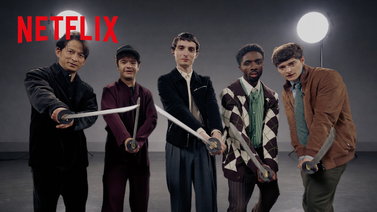 岡田准一が『ストレンジャー・シングス』キャストに武術指導！コラボ