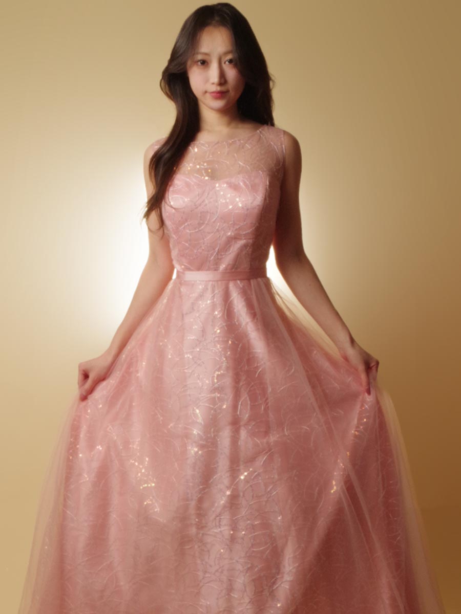 スパンコールの輝きが美しいパステルピンクの肩袖演奏会ロングドレス