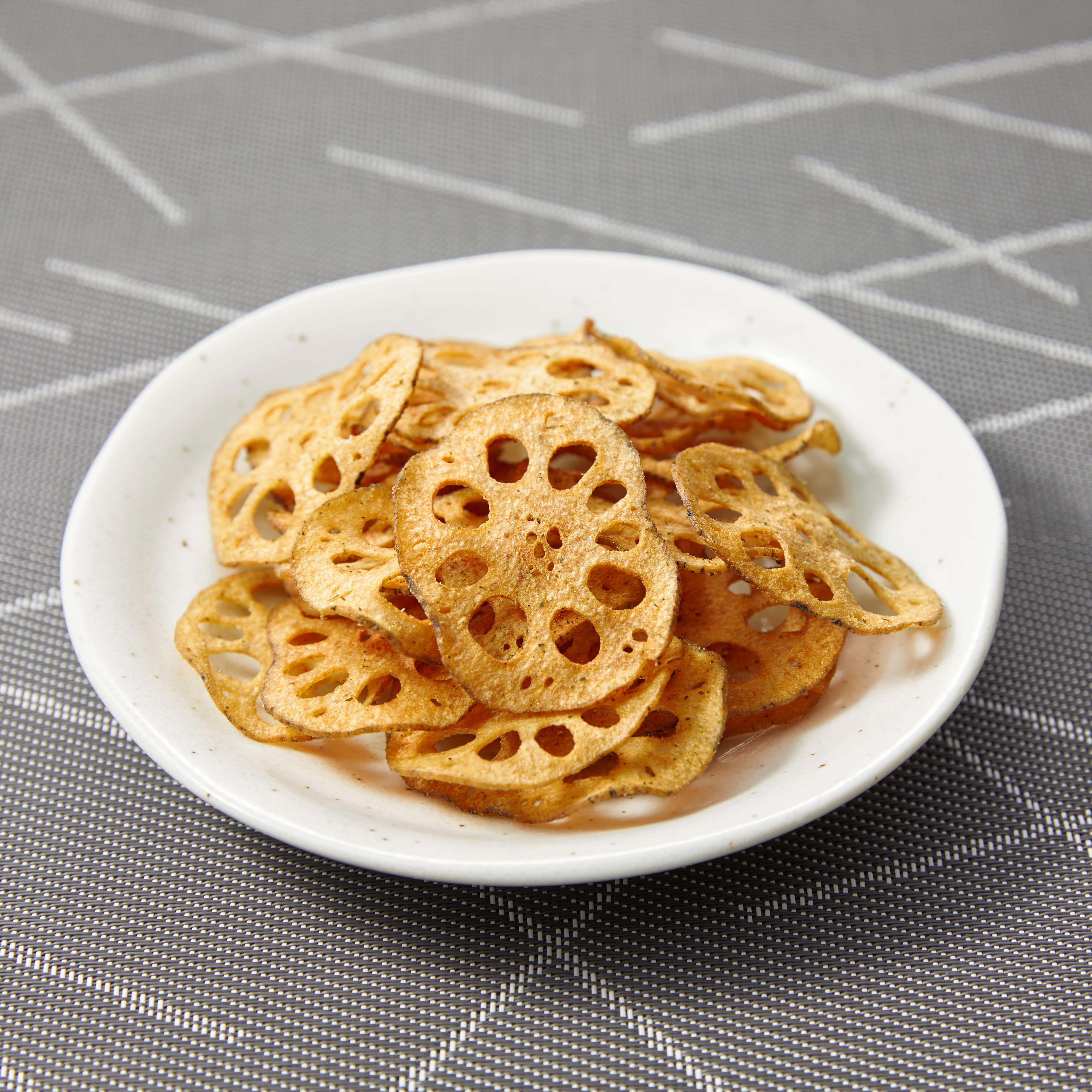 つまんでちょんまげ 岩国れんこんチップス わさび醤油味 30g: せとうち