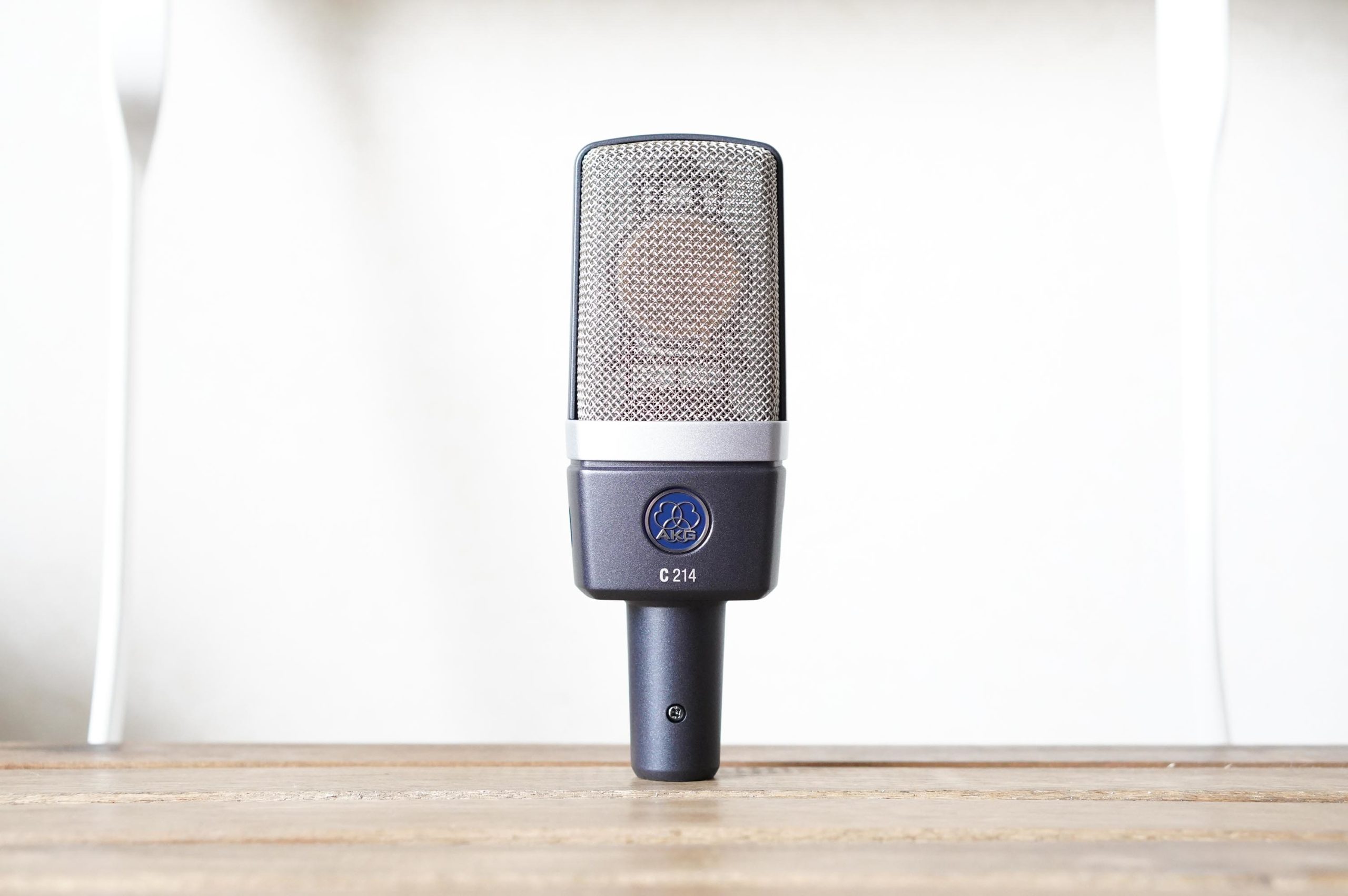 AKG C214 実機レビュー｜宅録DTMで“AKGの音楽的サウンド”を最短で手に