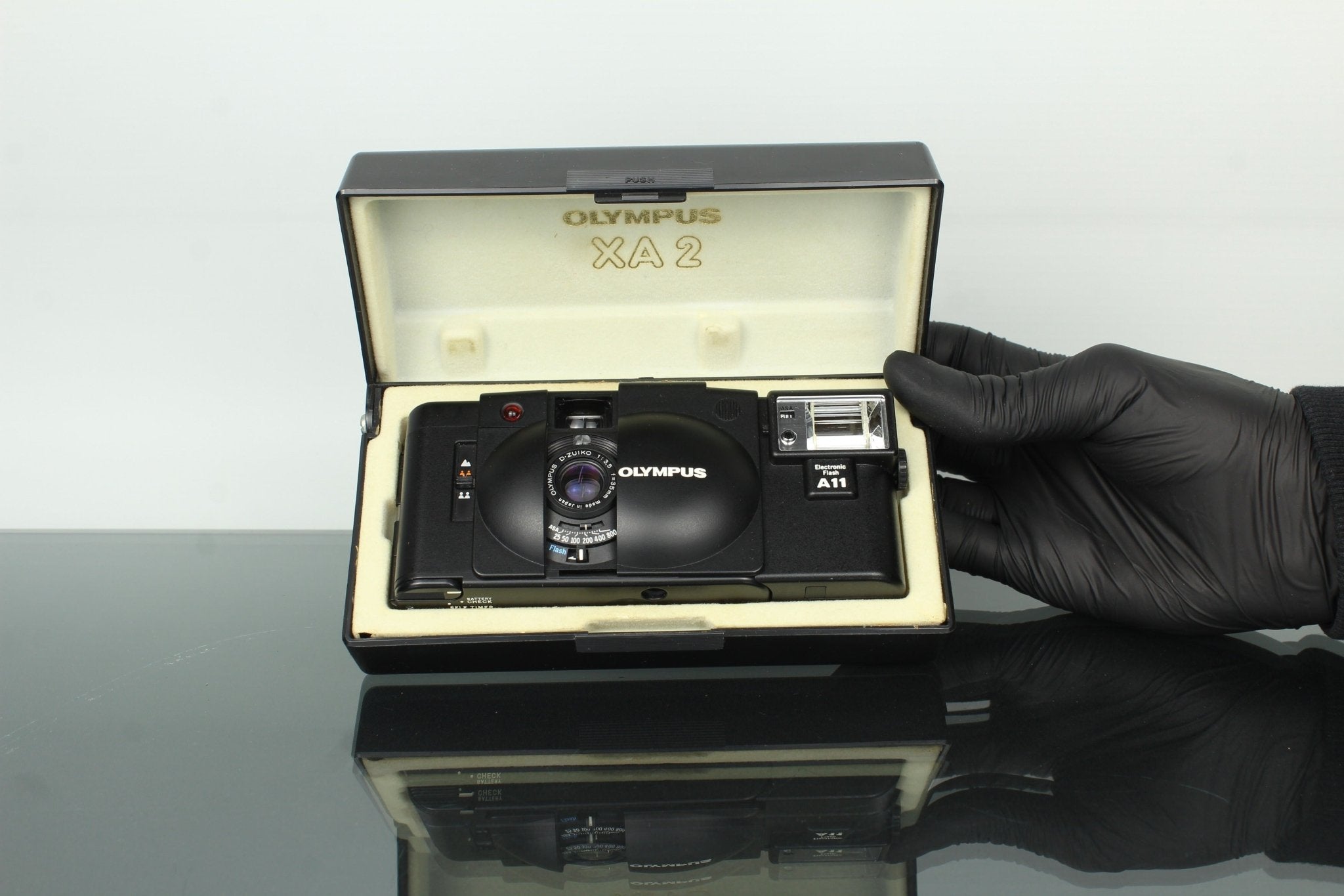 Olympus XA2 35mm Compact Film Camera with A11 Flash – Dutch|Thrift