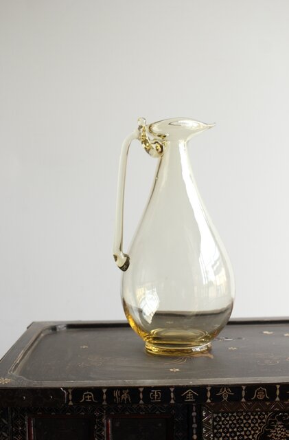 由水常雄 監修 復元正倉院ガラス白瑠璃 水瓶/水差 Y051｜骨董店 のびる