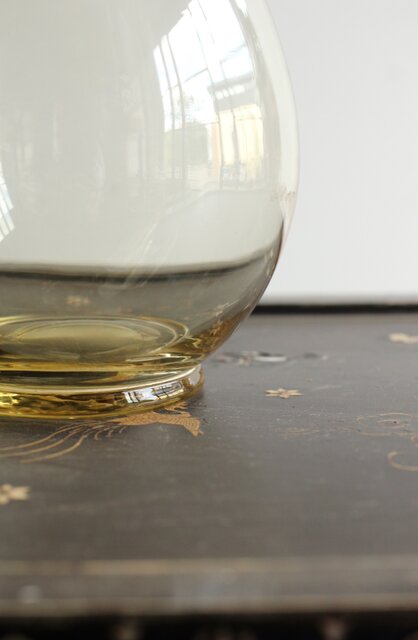 由水常雄 監修 復元正倉院ガラス白瑠璃 水瓶/水差 Y051｜骨董店 のびる