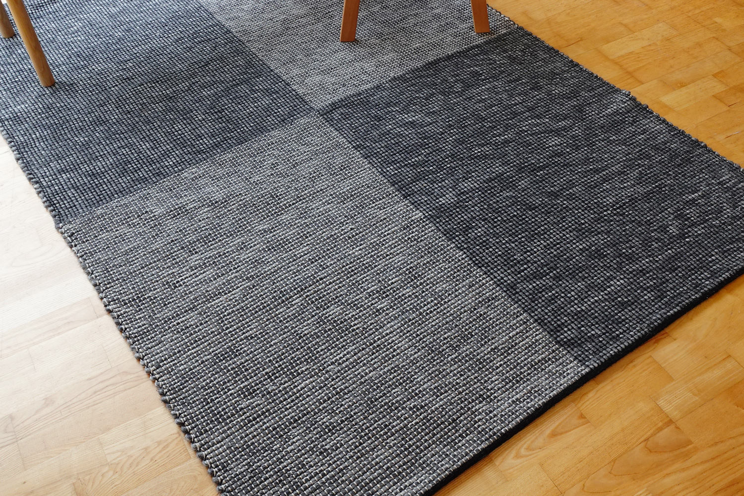 ウールラグ】アールノ140x200cm グレー | 高品質なデザイナーズ家具 E