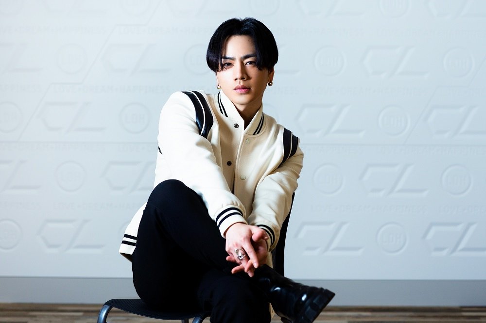 ØMI インタビュー――前作アルバム『Who Are You?』での問いかけに対する