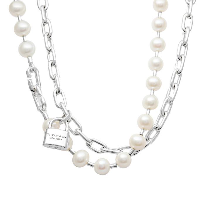 New] Tiffany hardware pearl lock necklace 64047841 necklace