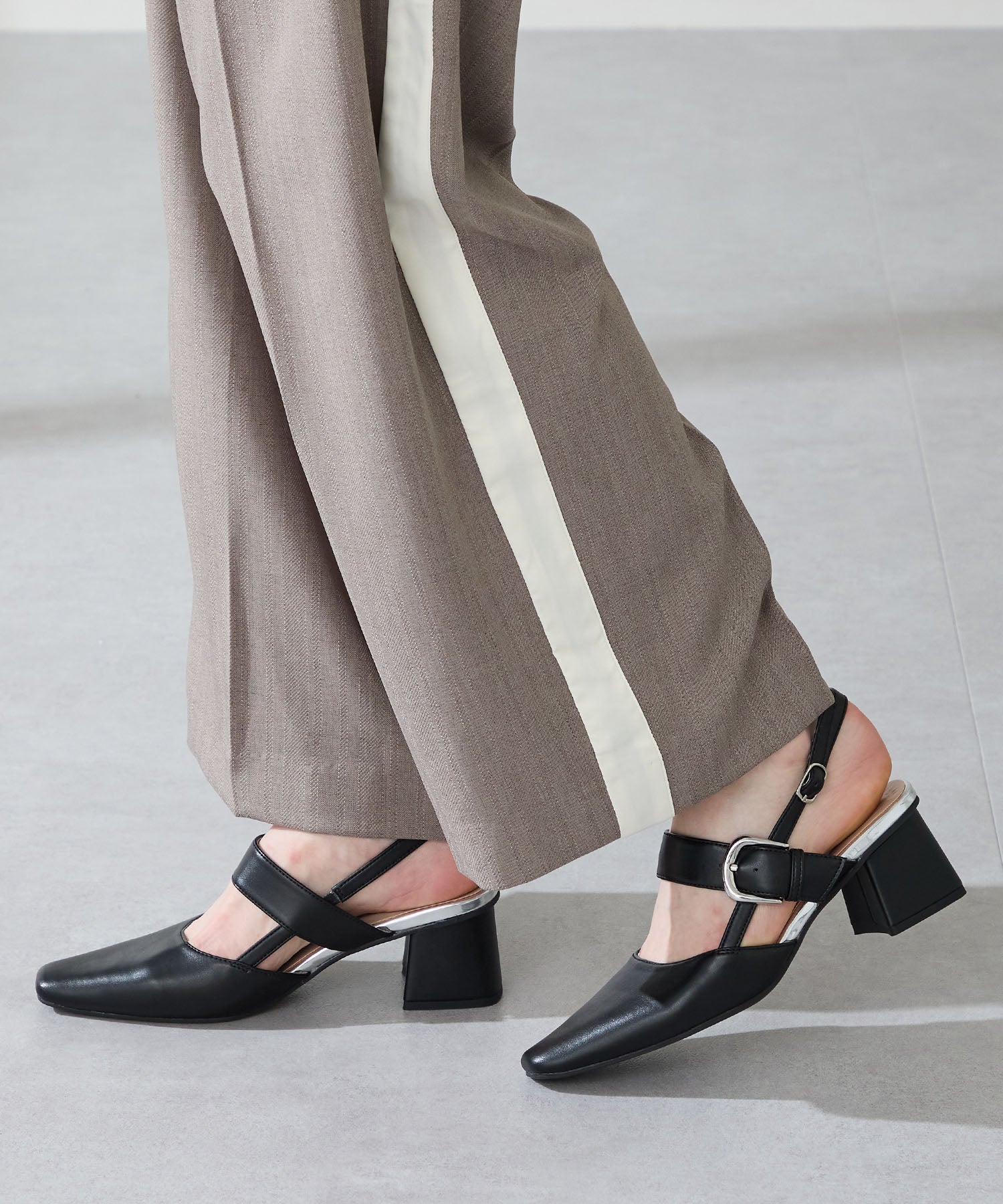 バックストラップパンプス/51301 – ORIENTALTRAFFIC