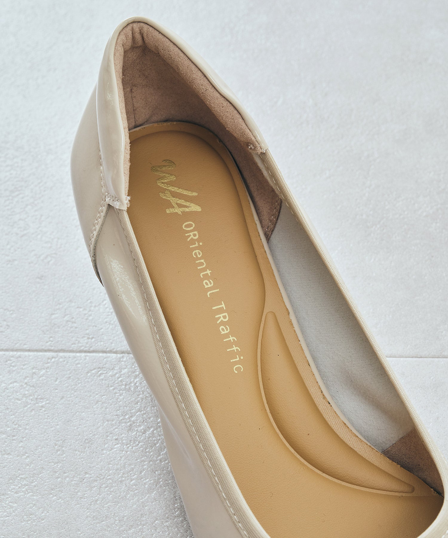 変形モチーフソフトエナメルパンプス/52319 – ORIENTALTRAFFIC