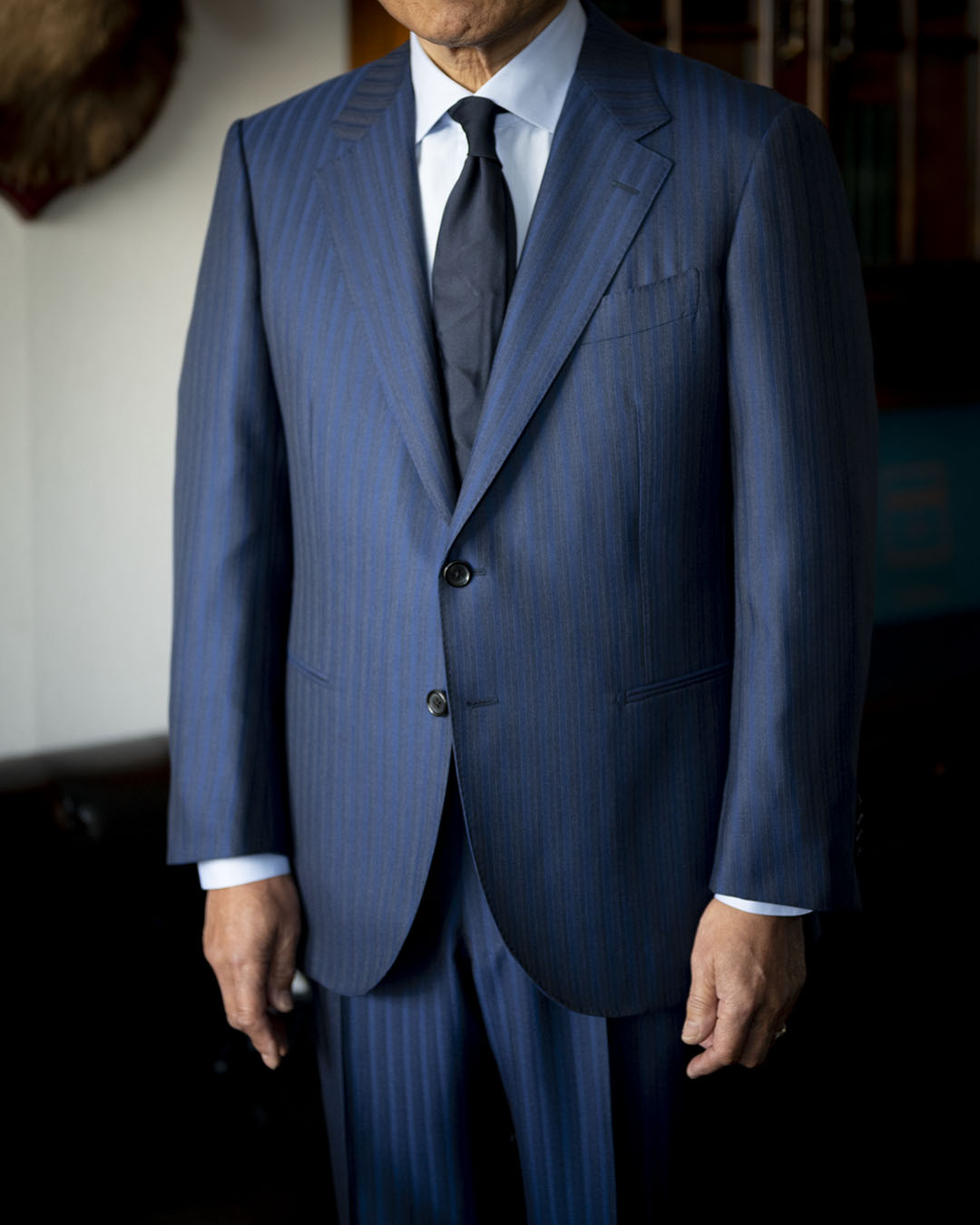 装いを楽しむスーツとして、SCABAL “SAVILE ROW” 華やかなストライプ