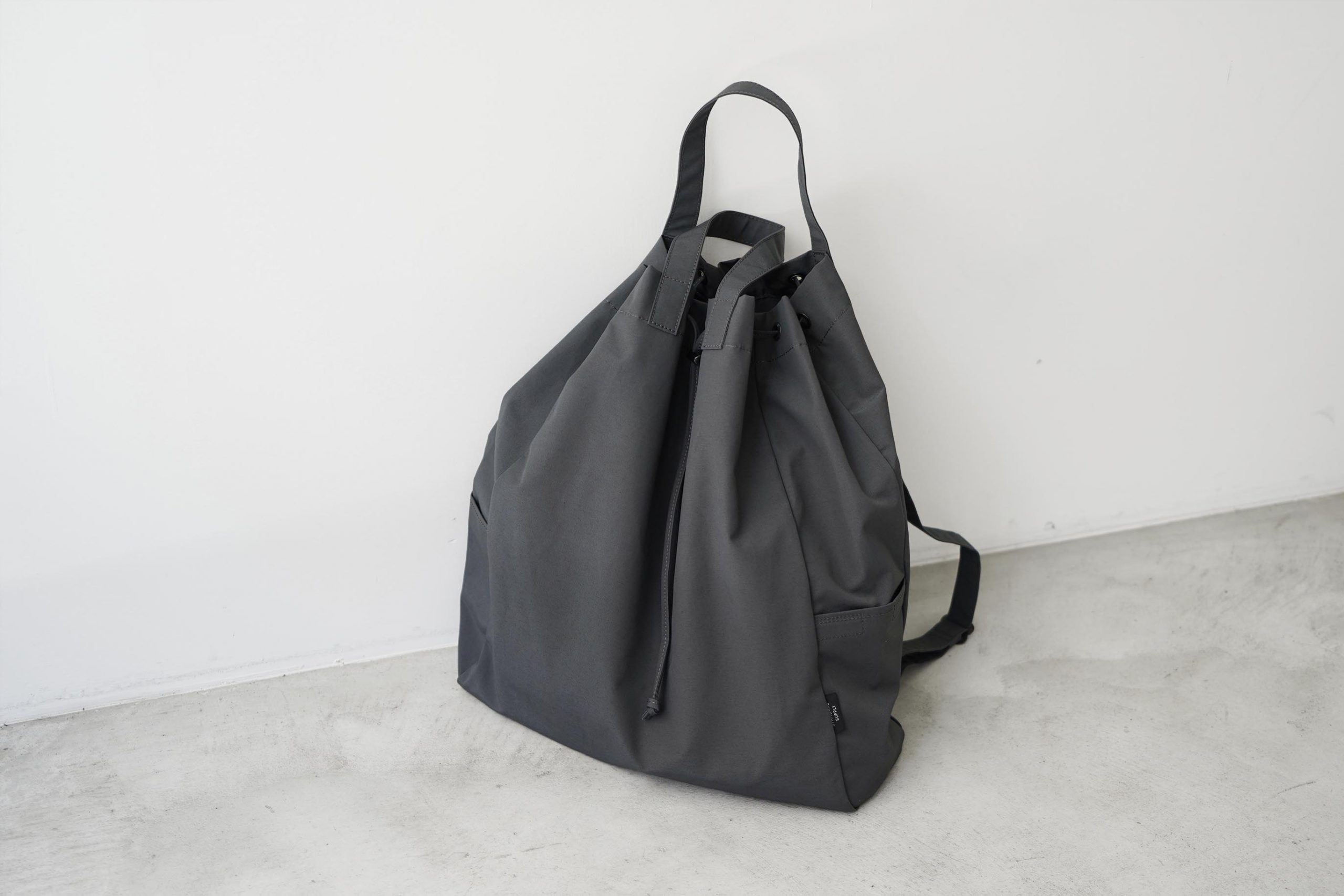 STAFF RECOMMEND】 ひとつに選ばないバッグ「SIMPLICITY / 2WAY KNAP