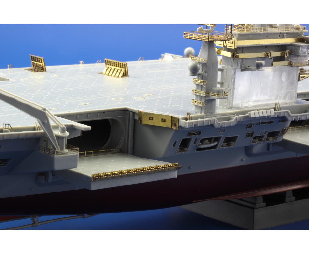 USS ニミッツ CVN-68 (2005) 1/700 - エデュアルドeショップ