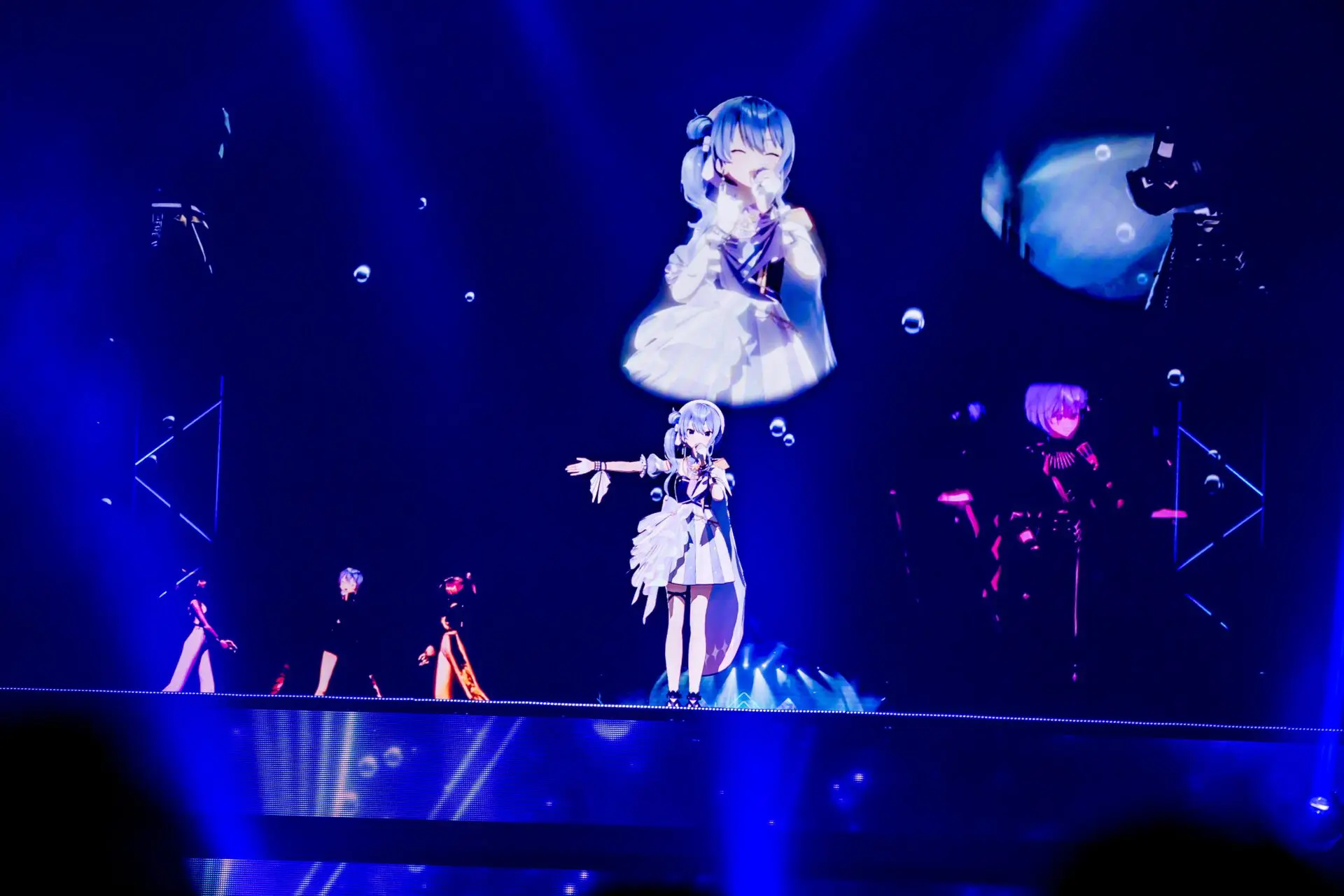 星街すいせいのライブ「“SuperNova: REBOOT”」のオフィシャルレポート