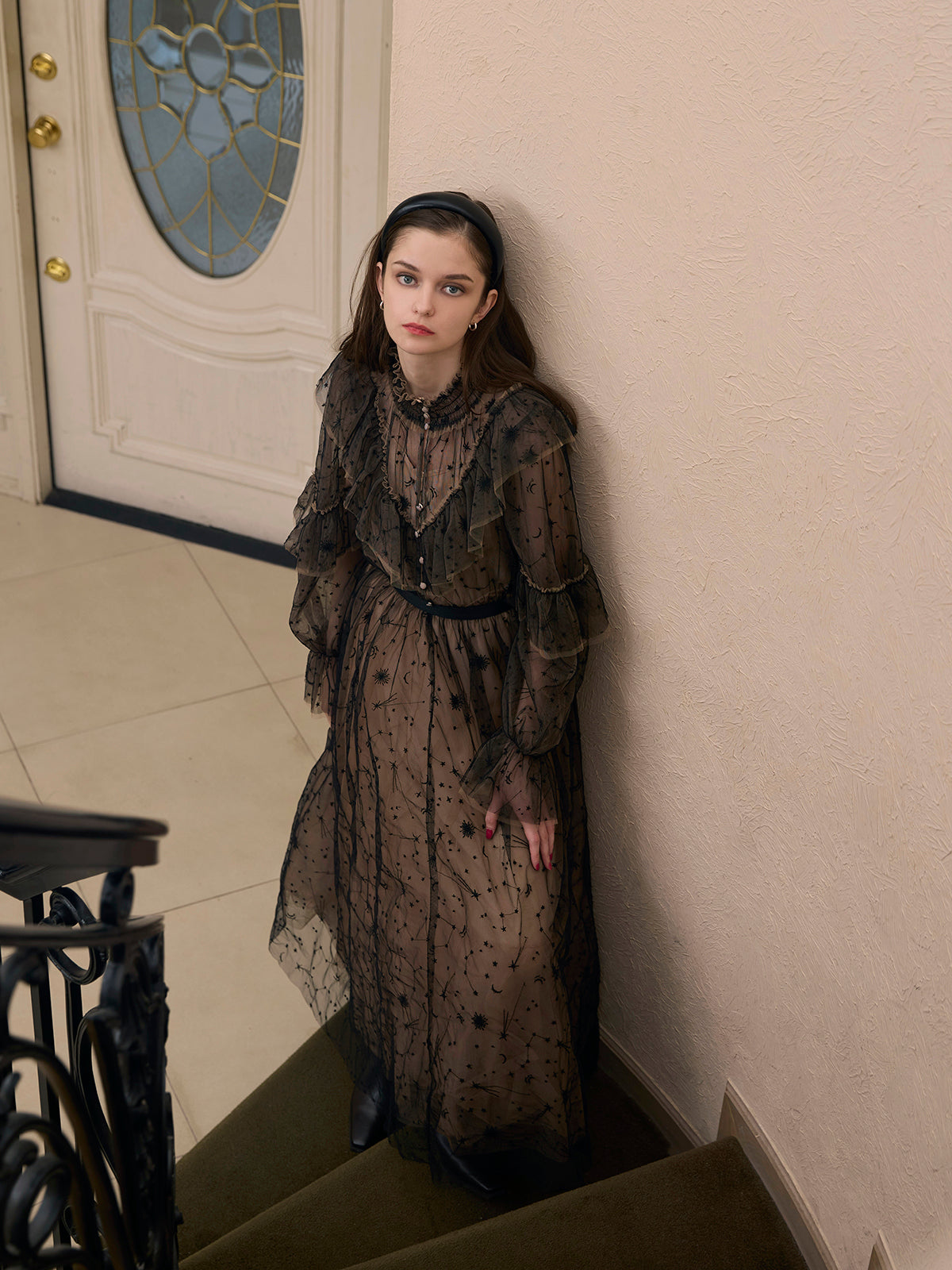 スターエンブロイダリーブラウス