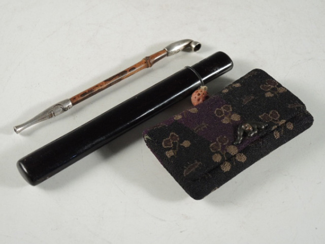 根付・煙草入・煙管を高価買取致します。査定・見積無料。｜株式会社