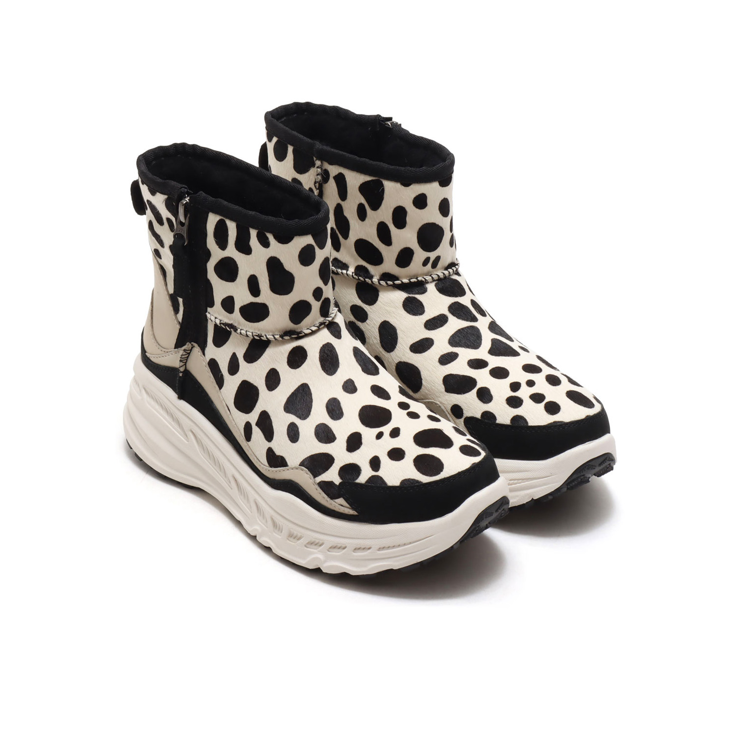 ブーツとミトンにはハラコ素材を使用！UGG@mos(アグ モス)から人気