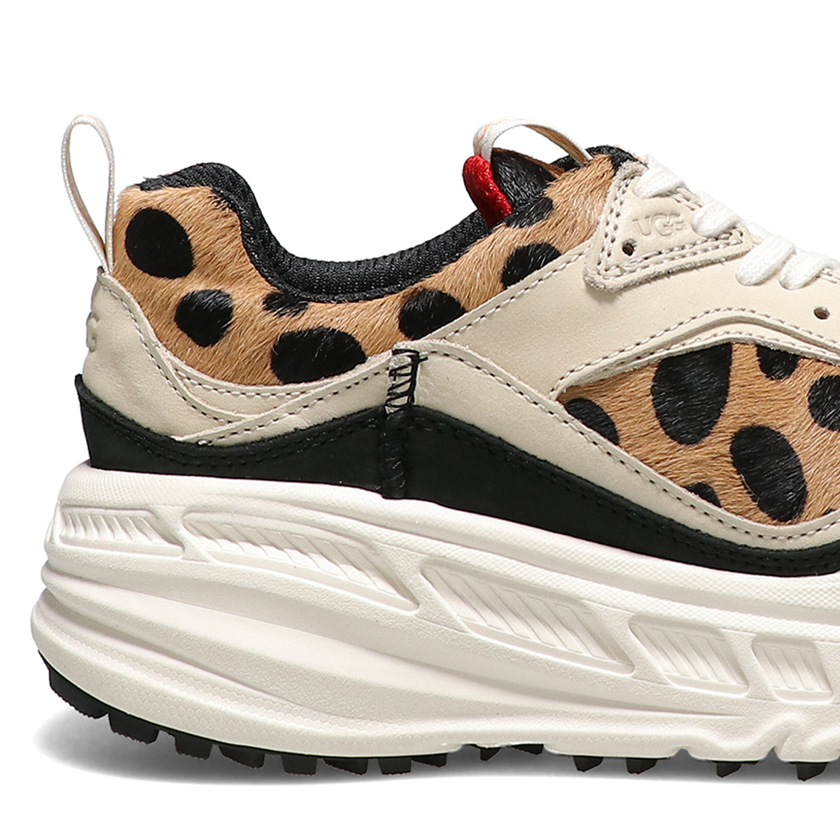 UGG x atmos、アニマルシリーズ第3弾は最速のハンター“チーター”！黒い