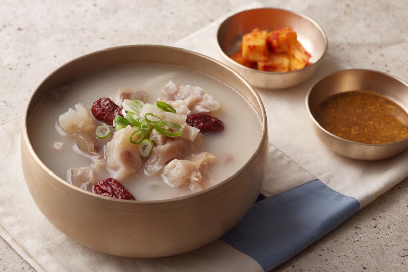 トガニタン（牛の膝軟骨スープ）（도가니탕）- 韓国観光公社公式サイト