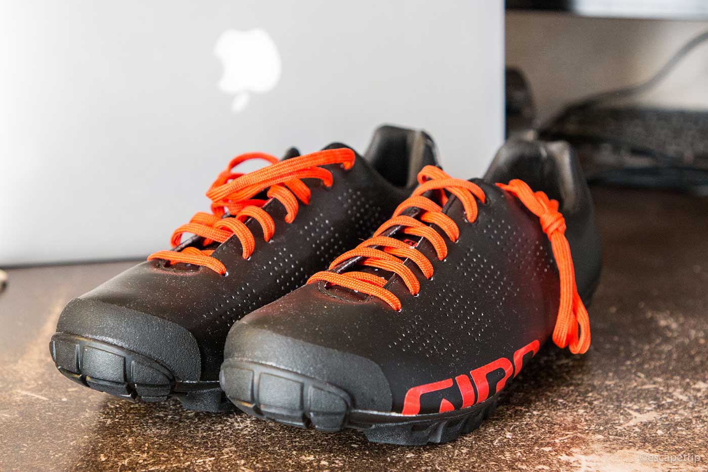 GIRO EMPIRE VR90」の感想。軽量SPDシューズで、デザイン性も高い